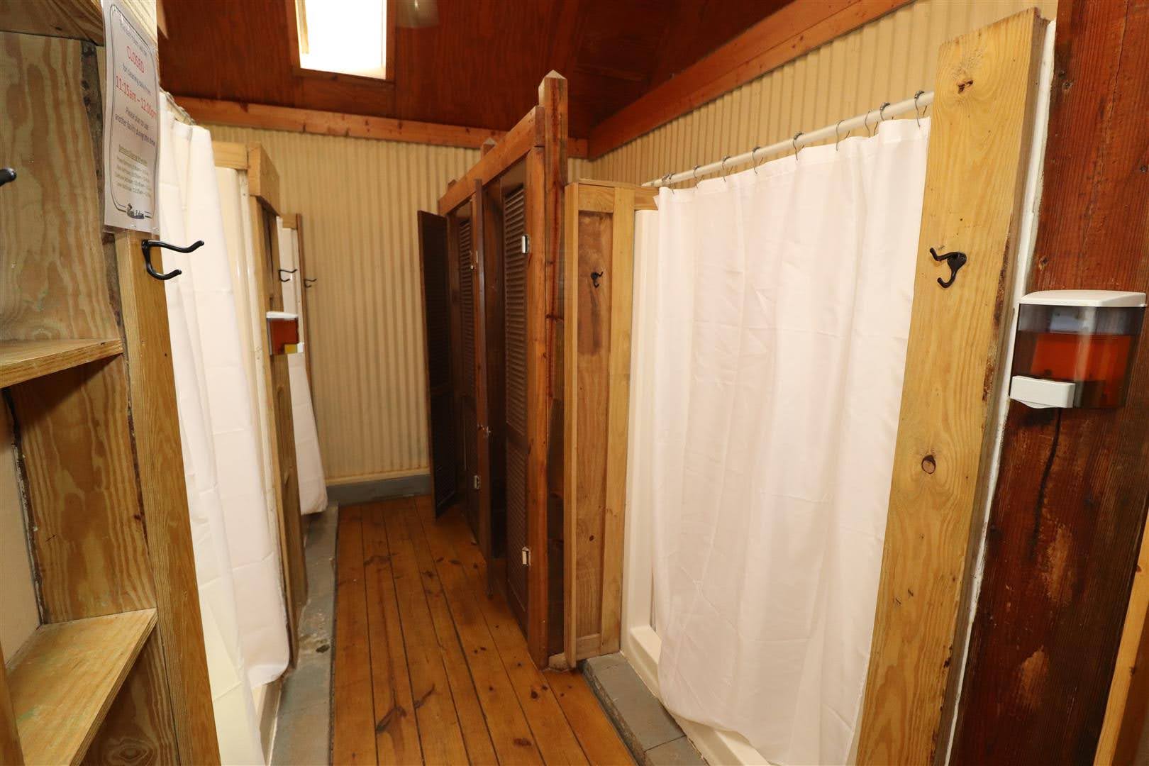 Picture of the Lower Bathhouse 6