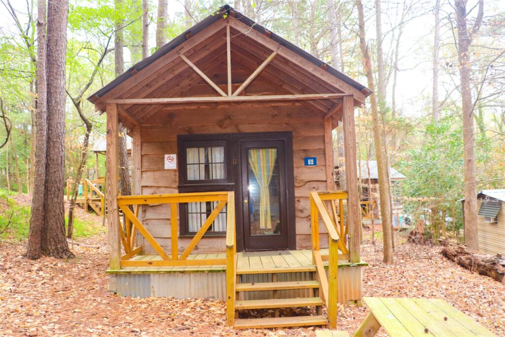 The River's Edge Campground Cabin 14