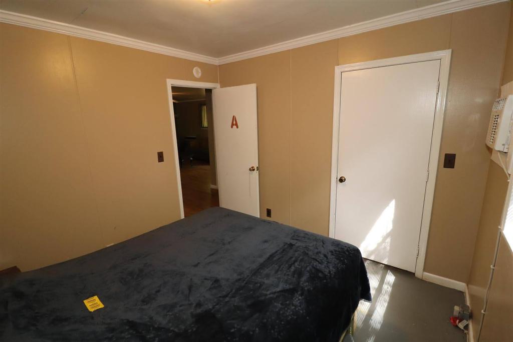 The River's Edge Campground Main Cabin Room A