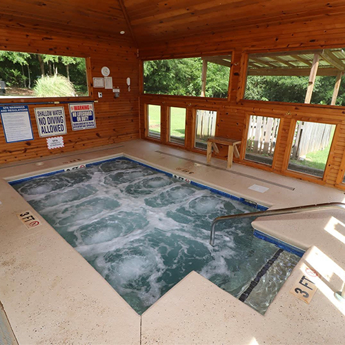 The River's Edge Hot Tub